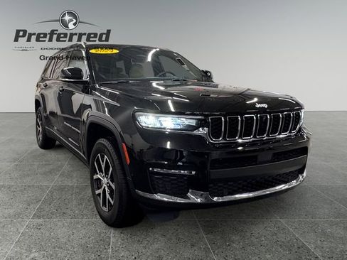 Used 2024 Jeep Grand Cherokee L Limited w/ Luxury Tech Group II image 1
