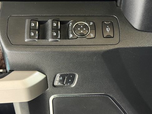 Used 2018 Ford F350 Lariat w/ Lariat Ultimate Package image 48