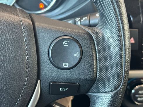 Used 2016 Toyota Corolla LE FWD image 25