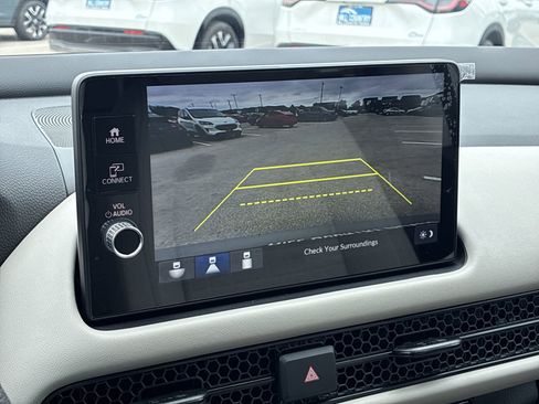 Certified 2026 Honda HR-V LX image 30