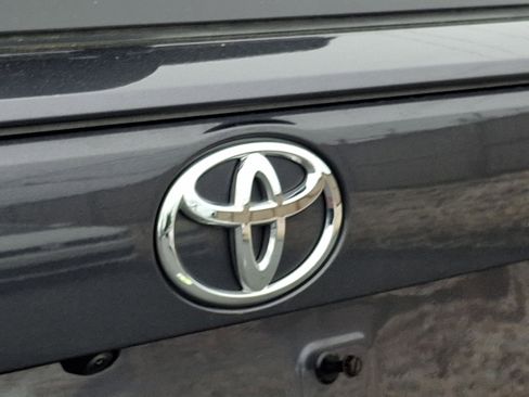 Used 2023 Toyota RAV4 XLE Premium AWD/4WD image 30