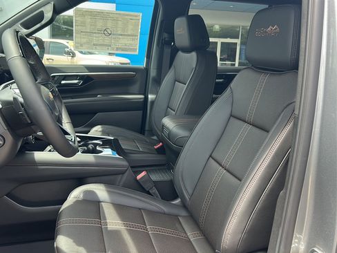 New 2026 Chevrolet Tahoe High Country AWD/4WD image 12