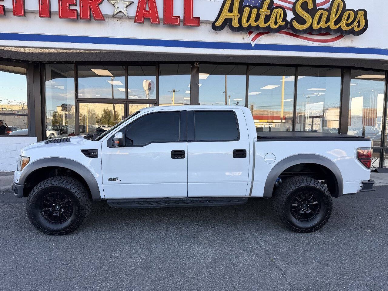 Used 2011 Ford F150 Raptor AWD/4WD image 2