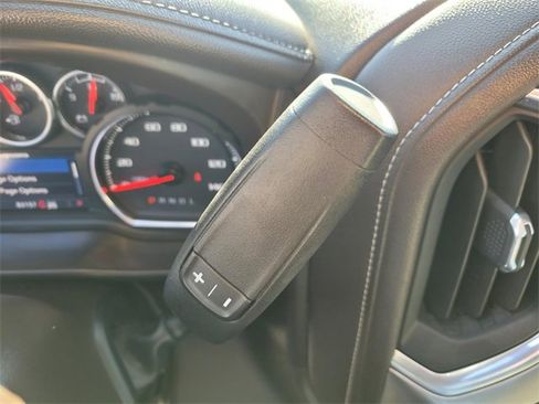 Used 2020 Chevrolet Silverado 1500 LTZ w/ Z71 Off-Road Package image 30