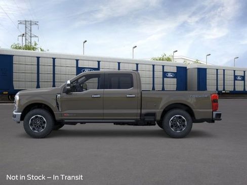New 2026 Ford F250 4x4 Crew Cab Super Duty image 3