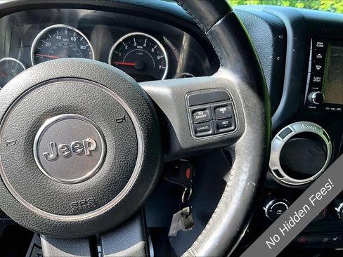 Used 2012 Jeep Wrangler Sahara w/ Dual Top Group AWD/4WD image 17