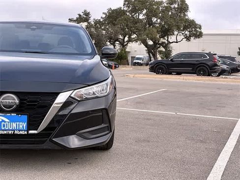 Used 2021 Nissan Sentra S image 11