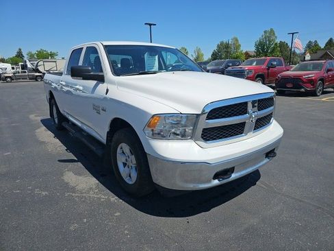Used 2022 RAM 1500 Classic SLT w/ Electronics Convenience Group image 5