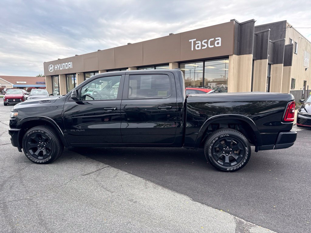 Used 2025 RAM 1500 Big Horn AWD/4WD image 8
