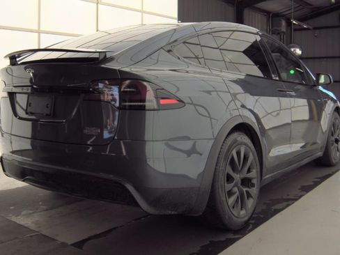 Used 2022 Tesla Model X Plaid AWD/4WD image 2