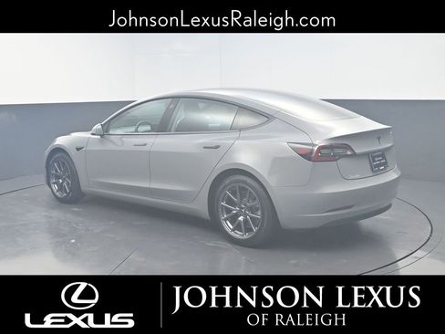 Used 2020 Tesla Model 3 Standard Range Plus image 7
