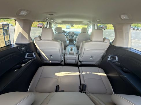 Used 2024 Honda Odyssey EX-L image 31
