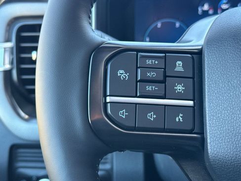 New 2026 Ford F350 Platinum w/ FX4 Off-Road Package image 27