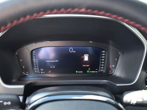 Certified 2025 Honda Pilot Black Edition image 18