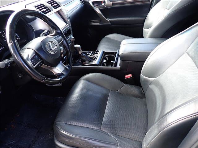 Used 2021 Lexus GX 460 Luxury w/ Accessory Package AWD/4WD image 13