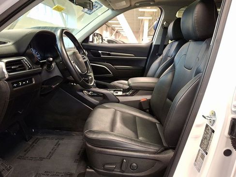 Used 2022 Kia Telluride S image 15