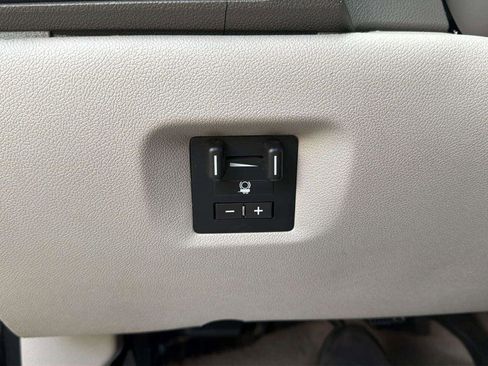 Used 2012 Chevrolet Avalanche LT w/ All-Star Edition AWD/4WD image 27