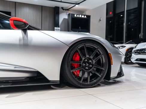 Used 2019 Ford GT image 61
