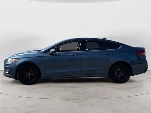 Used 2019 Ford Fusion SE w/ Equipment Group 151A FWD image 8
