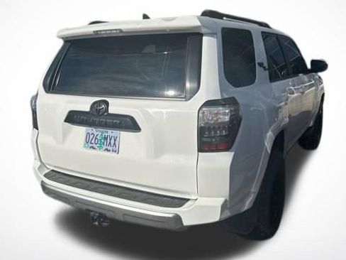 Used 2023 Toyota 4Runner TRD Off-Road image 5