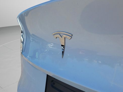 Used 2024 Tesla Model Y Long Range image 36