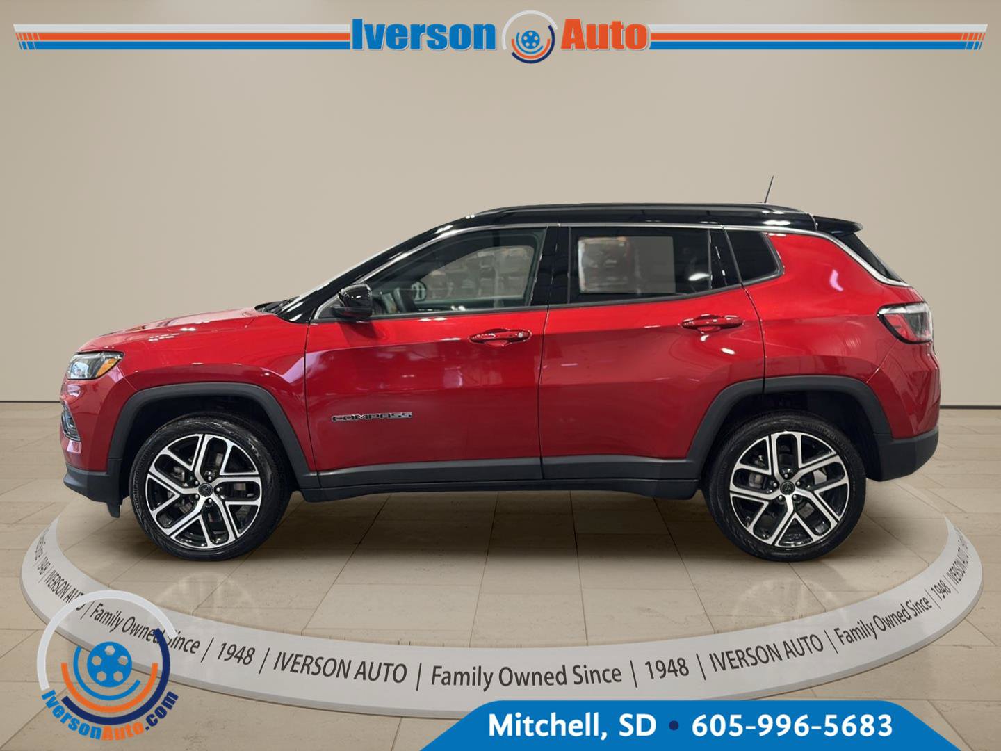 Used 2025 Jeep Compass Limited AWD/4WD image 4