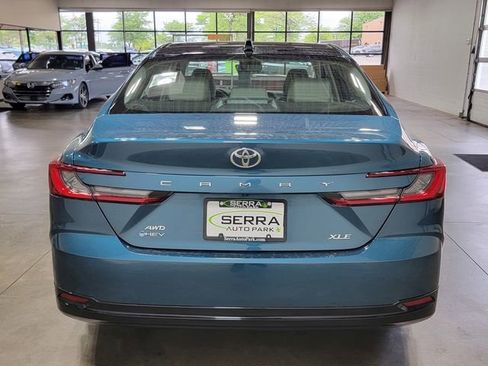 Used 2026 Toyota Camry XLE AWD/4WD image 6