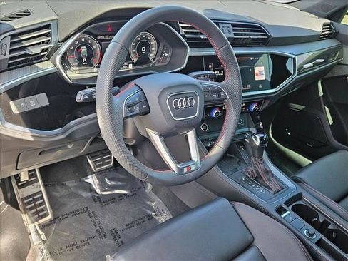 Used 2025 Audi Q3 2.0T Premium Plus w/ Premium Plus Package AWD/4WD image 10