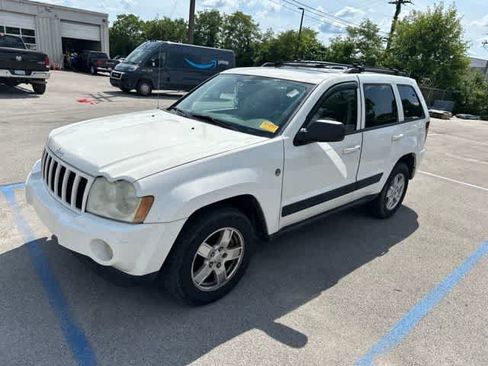Used 2006 Jeep Grand Cherokee Laredo AWD/4WD image 12