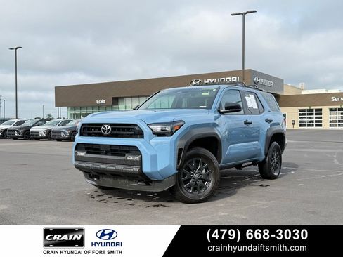 Used 2025 Toyota 4Runner SR5 AWD/4WD image 1