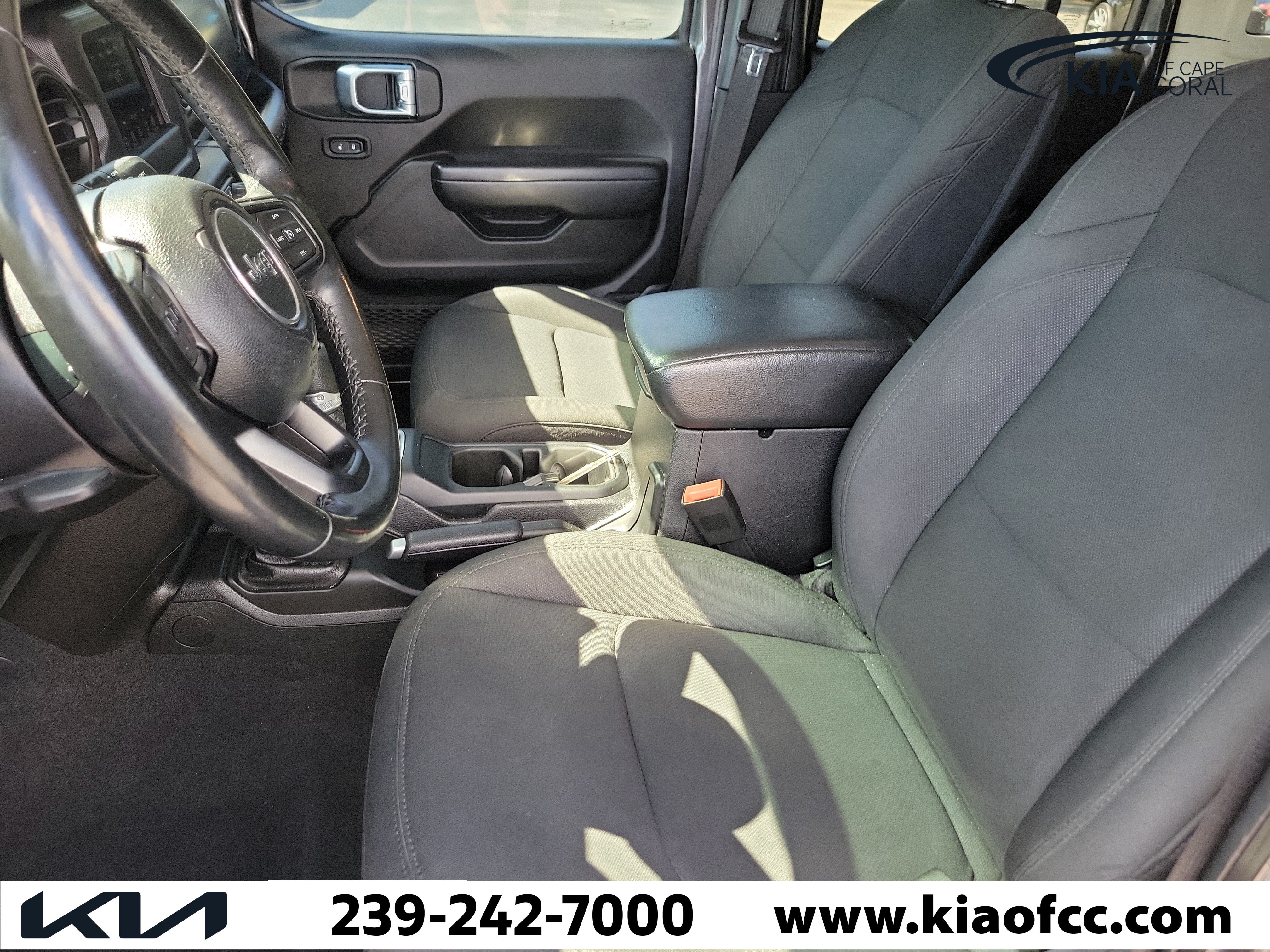 Used 2020 Jeep Wrangler Unlimited Sport AWD/4WD image 19