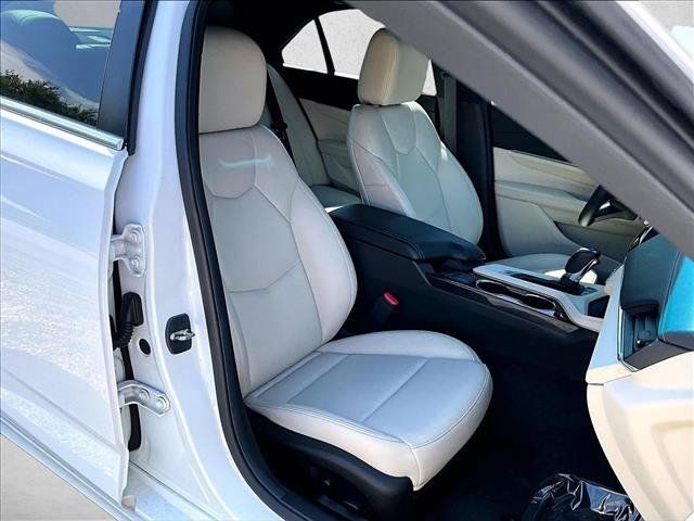 Certified 2023 Cadillac CT4 Luxury RWD image 9