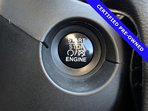 Used 2018 Jeep Compass Latitude w/ Popular Equipment Group image 34