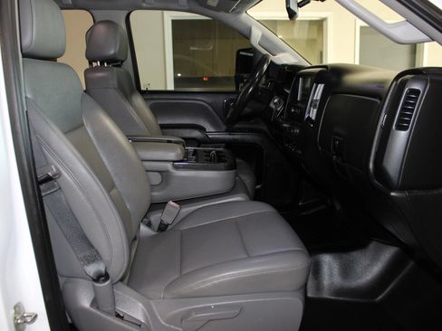 Used 2018 Chevrolet Silverado 2500 W/T w/ WT Convenience Package RWD image 24