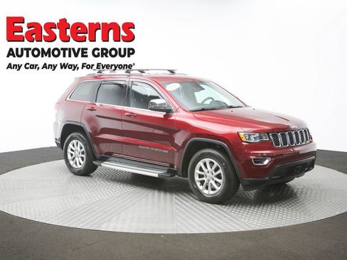 Used 2021 Jeep Grand Cherokee Laredo w/ Security & Convenience Group image 48