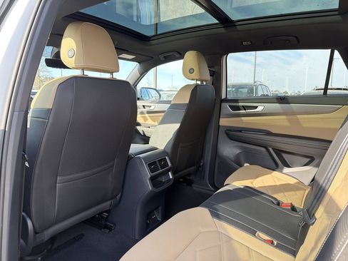 New 2026 Volkswagen Atlas Cross Sport SE FWD image 12