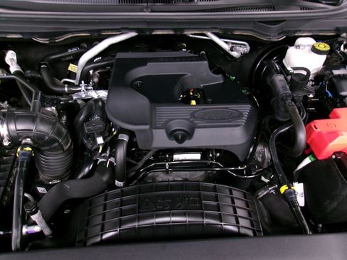 Used 2019 Ford Ranger Lariat w/ Equipment Group 501A Mid image 16