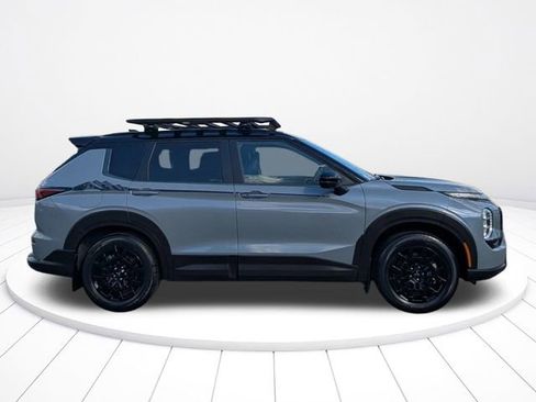 New 2026 Mitsubishi Outlander Trail Edition image 2