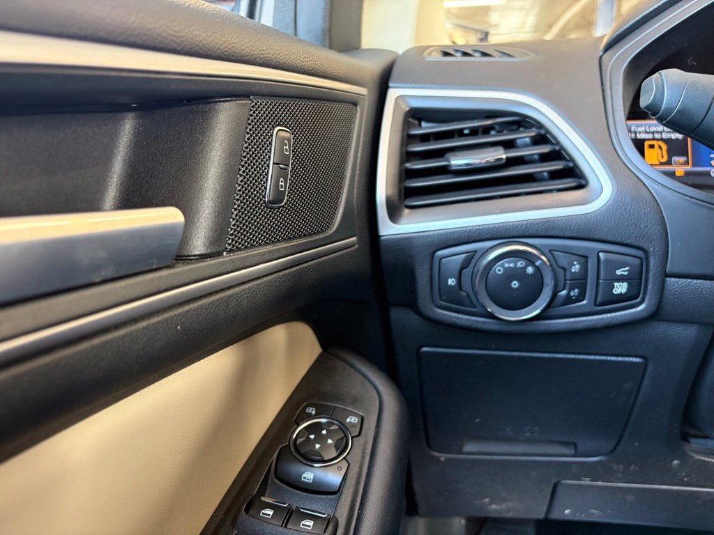 Used 2024 Ford Edge SEL w/ Convenience Package AWD/4WD image 20