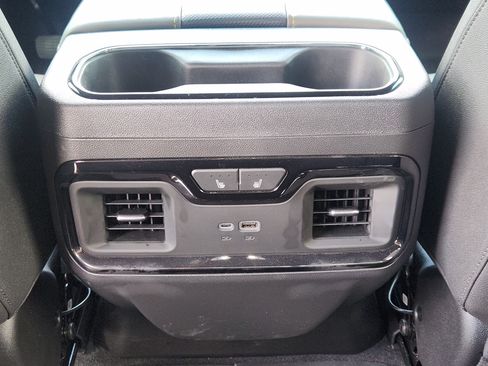 Used 2026 Chevrolet Silverado 1500 ZR2 AWD/4WD image 32