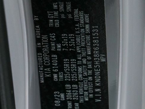 Used 2024 Kia Carnival SX Prestige FWD image 37