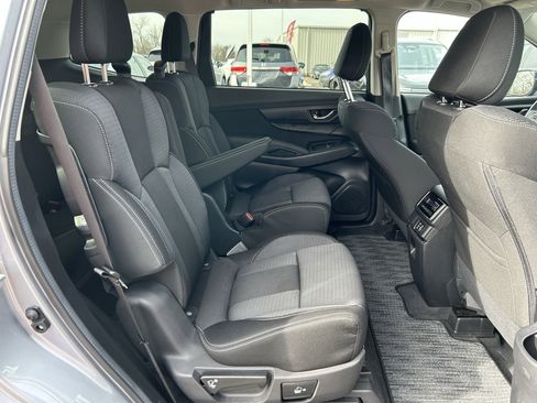Used 2024 Subaru Ascent Premium w/ Convenience Package image 24