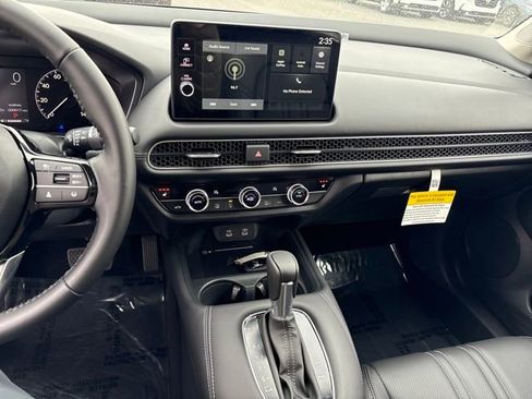 New 2026 Honda HR-V EX-L image 17