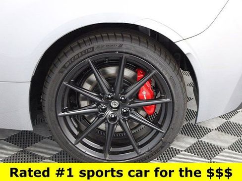 New 2025 Toyota GR86 Premium image 12