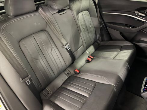 Used 2021 Audi e-tron Premium w/ Convenience Plus Package AWD/4WD image 44