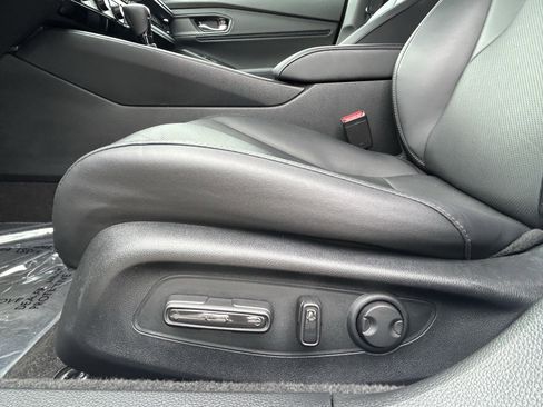 Used 2025 Honda Accord Sport image 15