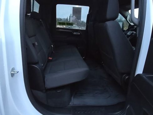 Used 2025 GMC Sierra 3500 SLE w/ SLE Value Package image 27