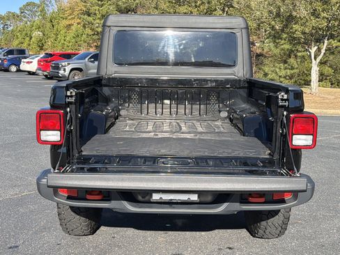 Used 2023 Jeep Gladiator Mojave image 18
