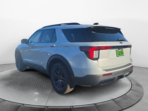 New 2026 Ford Explorer ST-Line w/ ST-Line Street Pack image 3