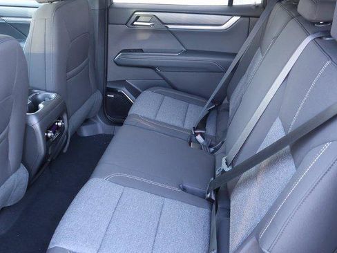 New 2026 GMC Acadia Elevation image 16